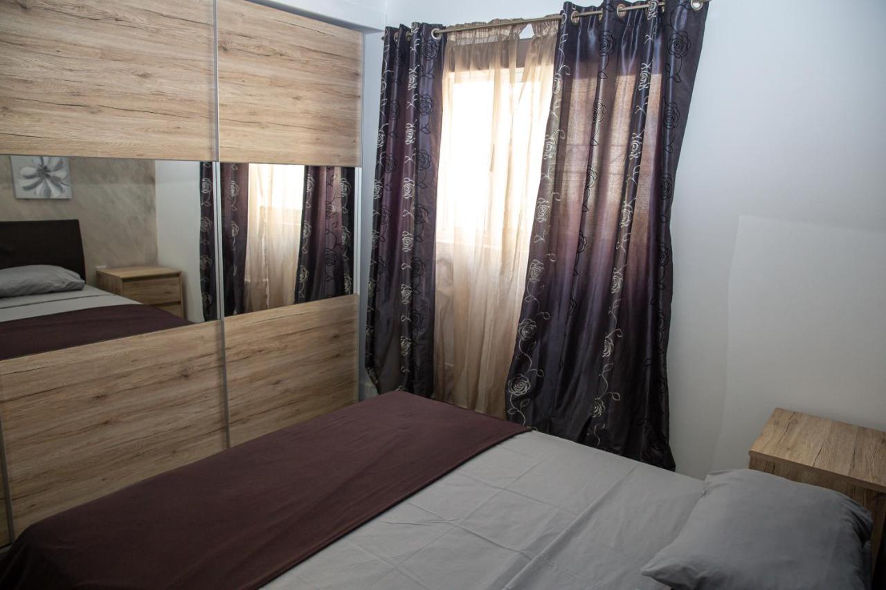 Dolmen Court Flat 10, Qawra Διαμέρισμα Σεντ Πόλς Μπέι Εξωτερικό φωτογραφία
