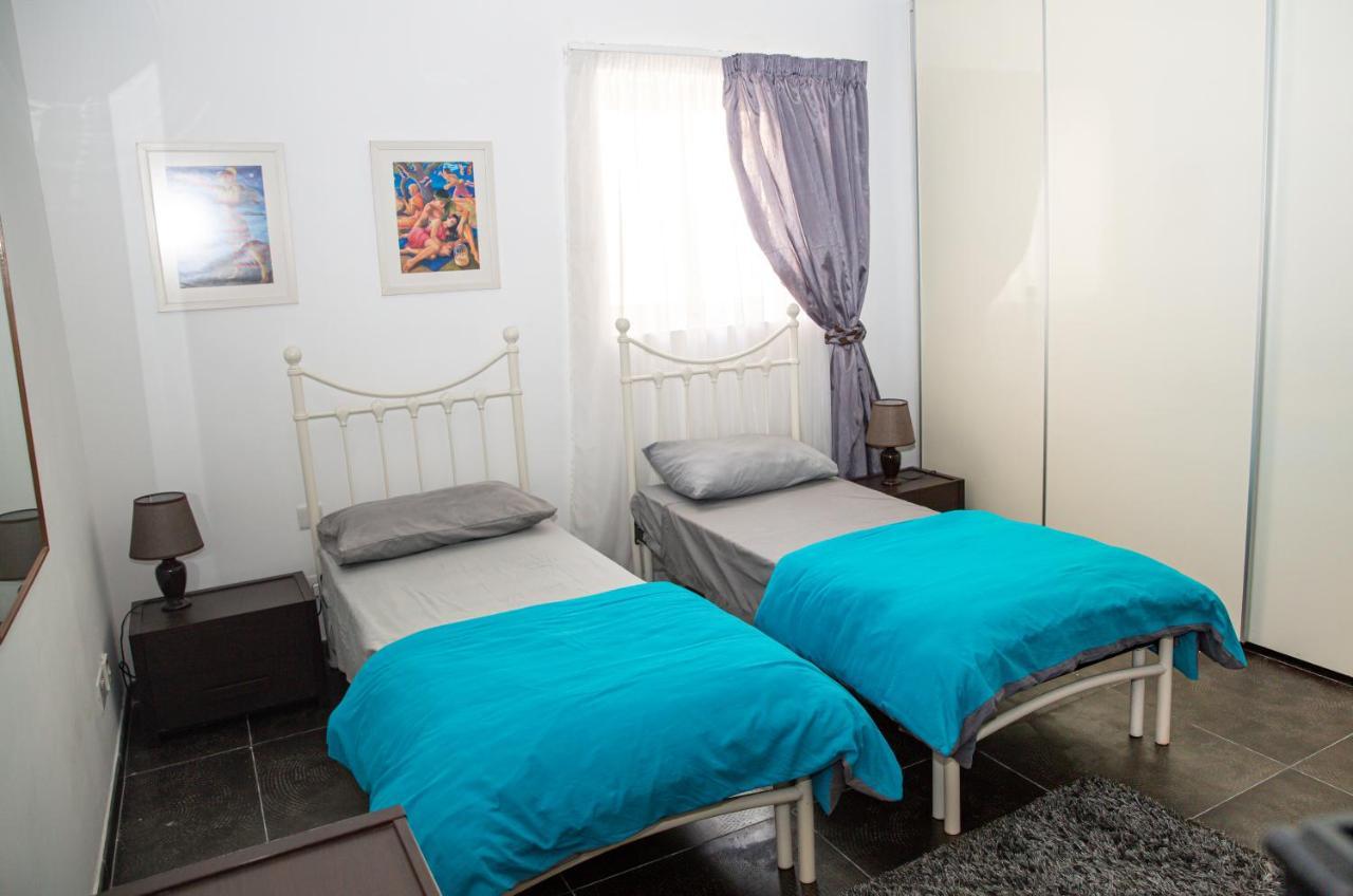 Dolmen Court Flat 10, Qawra Διαμέρισμα Σεντ Πόλς Μπέι Εξωτερικό φωτογραφία