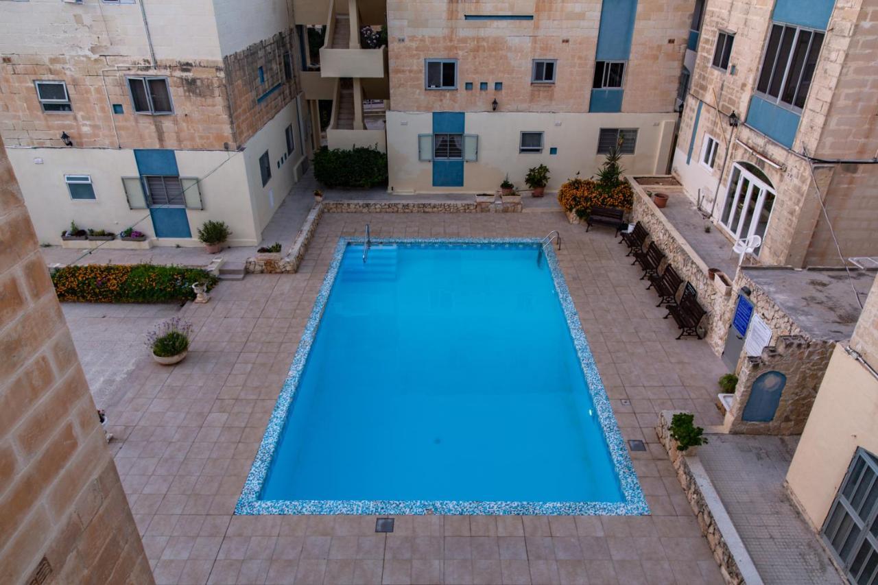 Dolmen Court Flat 10, Qawra Διαμέρισμα Σεντ Πόλς Μπέι Εξωτερικό φωτογραφία